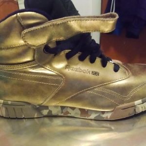 Reebok exofits size 10